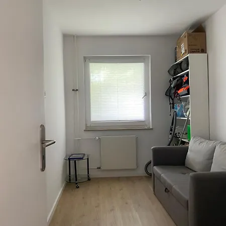 Drei-zimmer In Hannover, List