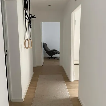 Drei-zimmer In Hannover, List *